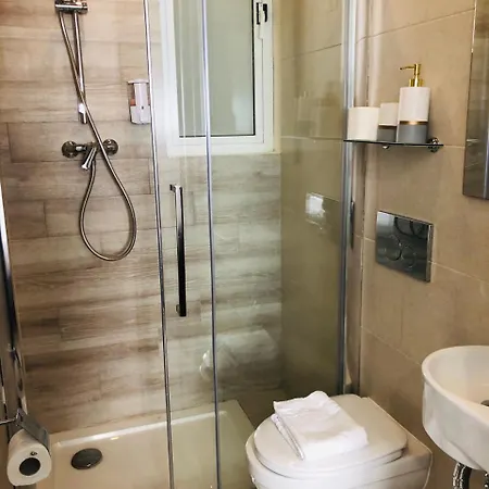 Napoli Guest house 3*