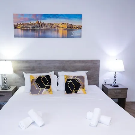 Napoli 3* San Ġiljan