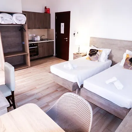 Napoli 3* San Ġiljan