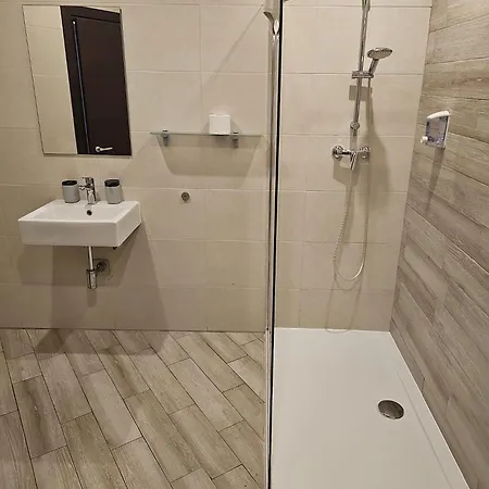 Napoli 3* San Ġiljan