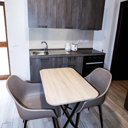 Napoli Guest house Saint Julian's