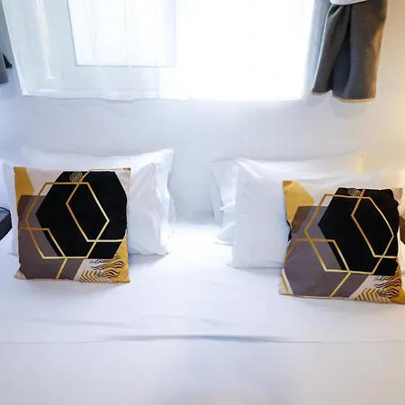 Napoli Saint Julian's