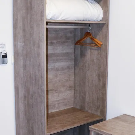 Napoli Guest house 3*